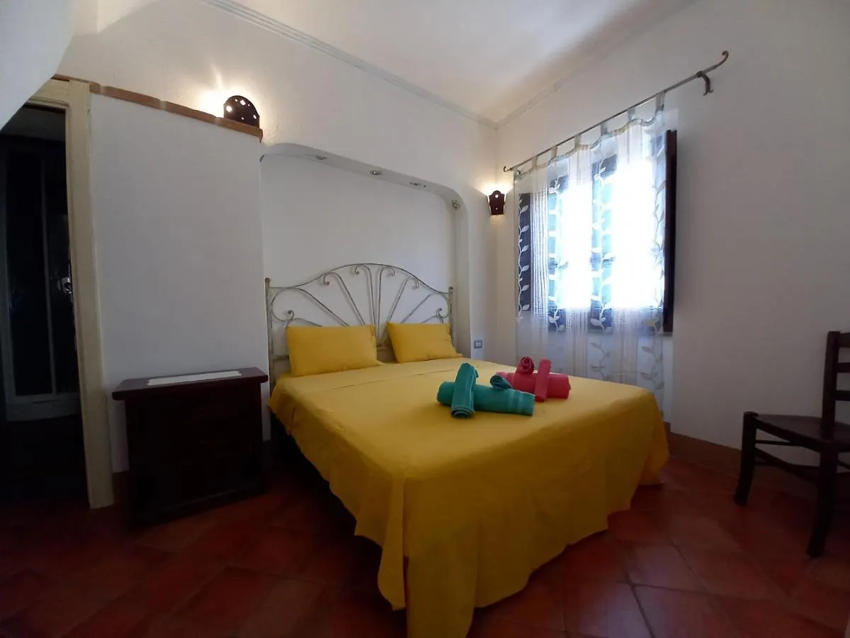 Domos Anticas Apartment Galtelli